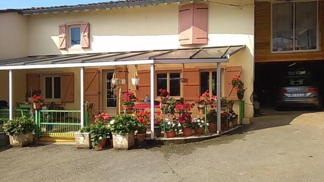 Gite A La Ferme Montesquieu-Avantes Dış mekan fotoğraf